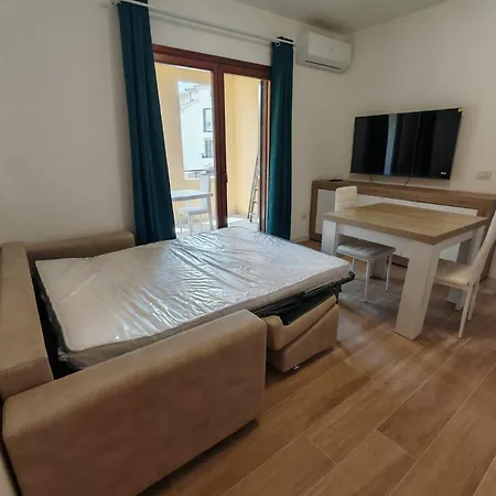 Le Palme 2 - Mare Apartment